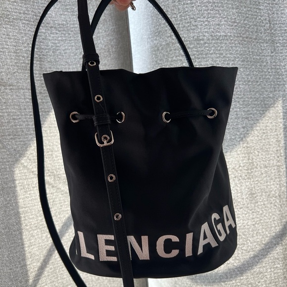 Balenciaga Wheel Small Drawstring Bucket Bag - Picture 2 of 7